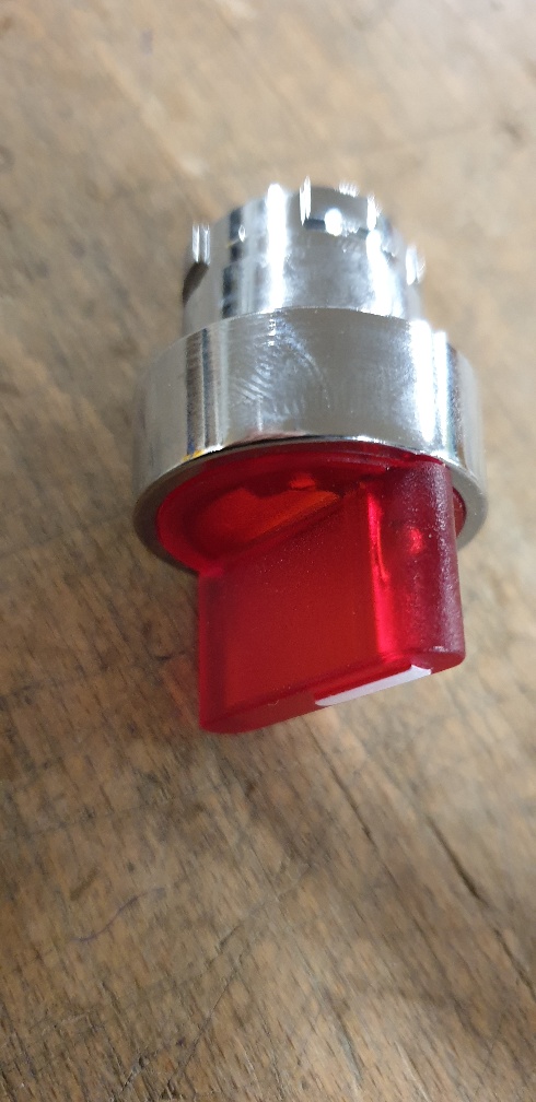 ELEMENT AVANT ROUGE