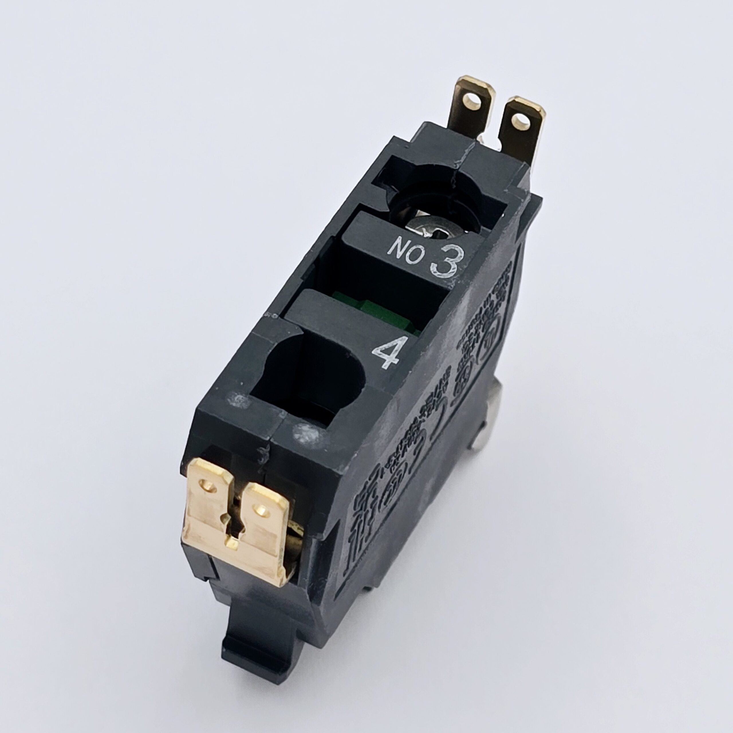 CONTACTEUR POSITION FERMEE